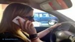 FOTOAN&Aacute;LISIS de conductora hablando por m&oacute;vil