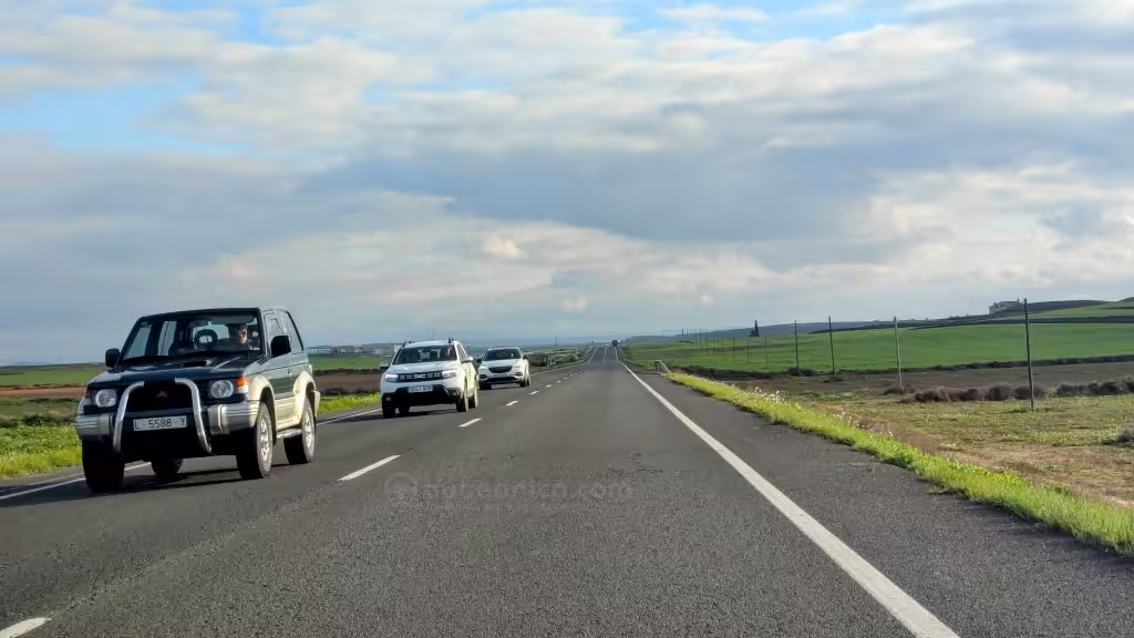 Distancia frontal de seguridad de vehiculos en carretera