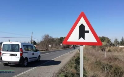 P1a peligro por intersección por la derecha | FOTOANÁLISIS