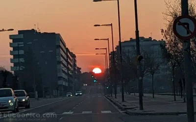 Atardecer en vía urbana | FOTOANÁLISIS
